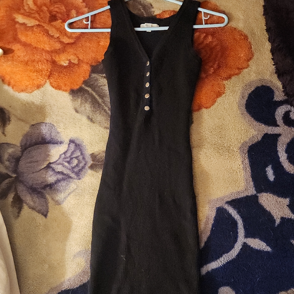 Love Tree Black Midi Dress
